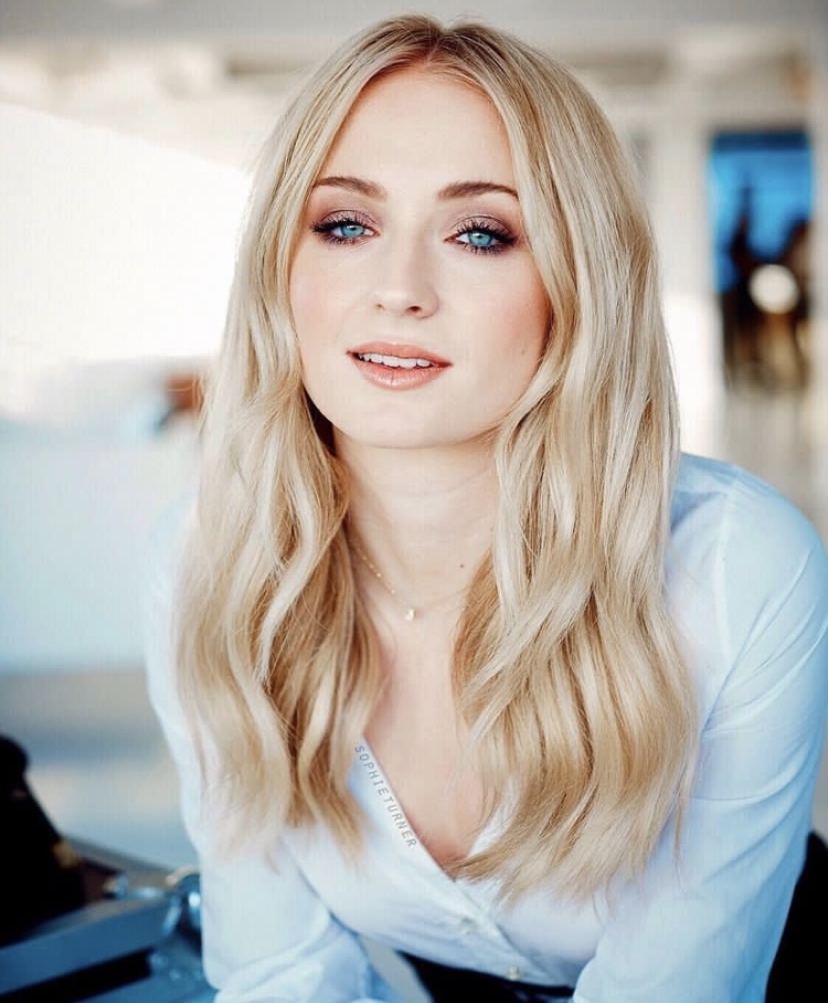 sophie turner 索菲·特纳 感受一下黑凤凰的气息
