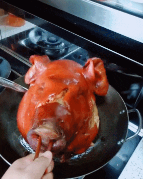 12.可怜的猪头从此失去了鼻子11.