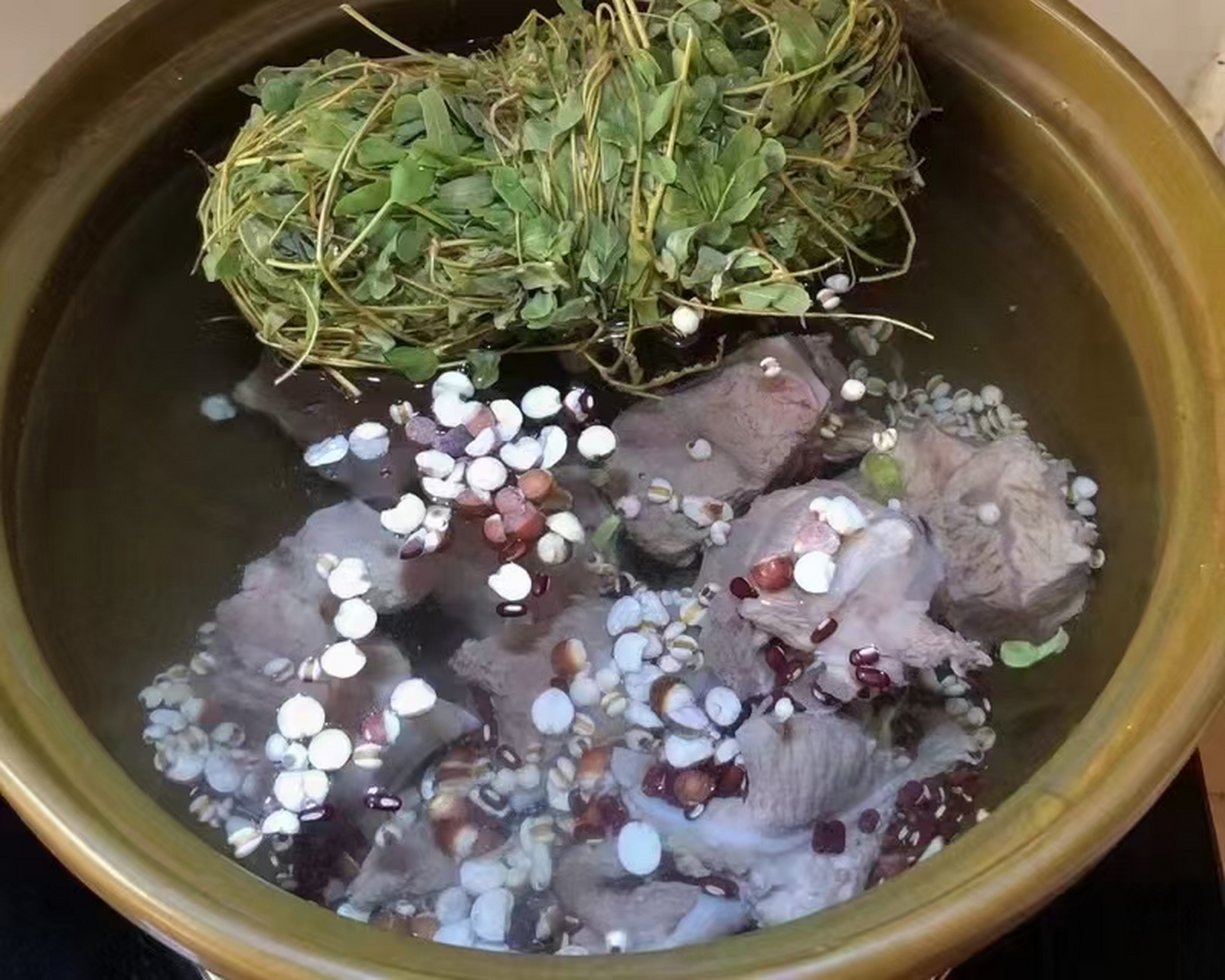 鸡骨草 广东特色煲汤药材不仅能够  清肝去火,还能够养肝护肝  经常