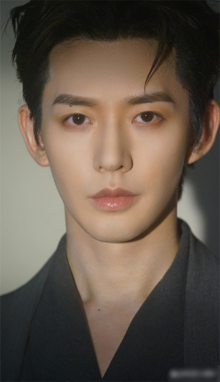 终于知道叶十七为什么那么甜了 原来邓为很爱吃甜食,奶茶都要全糖!