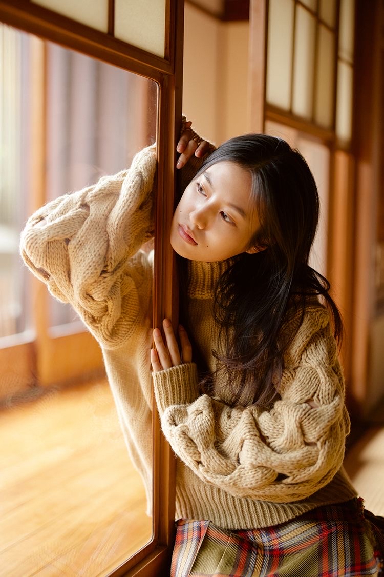 恒松祐里,长得像巩俐年轻时的日本女星