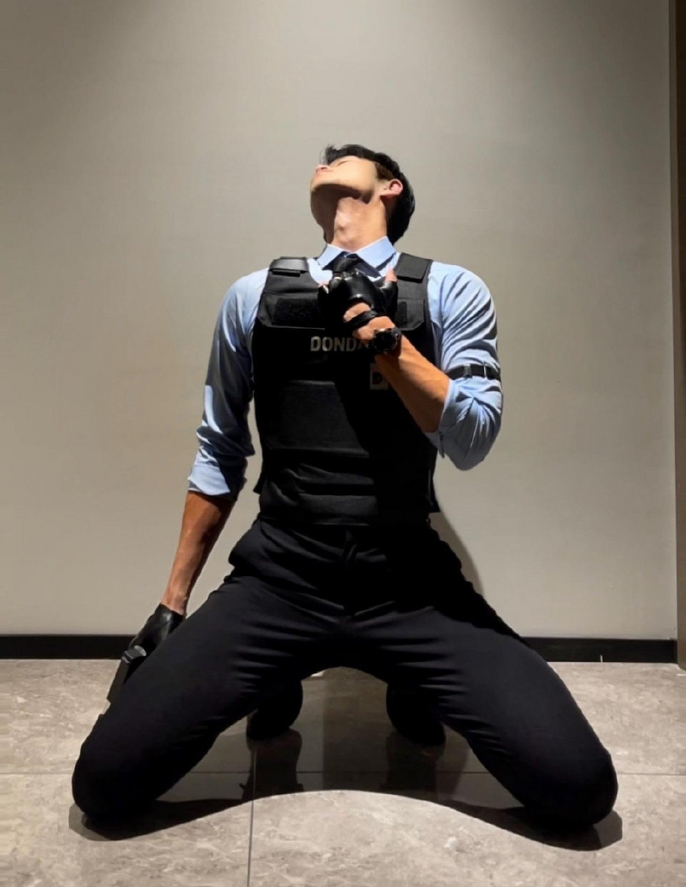 上一秒制服男,下一秒制服诱惑#帅哥