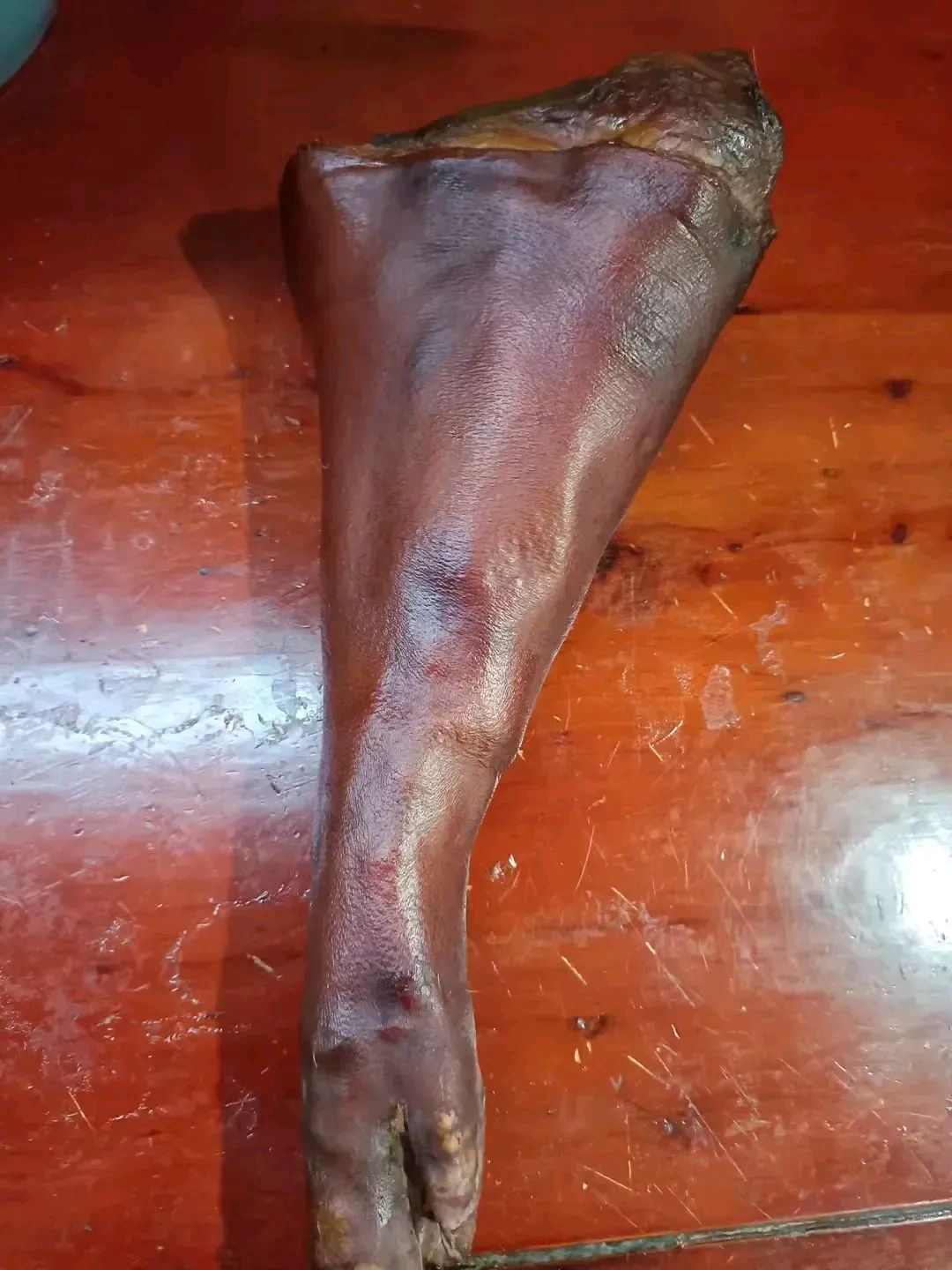 回家就被婆婆数落了一顿说小姑子不会买东西22一斤的腊猪蹄根本就是