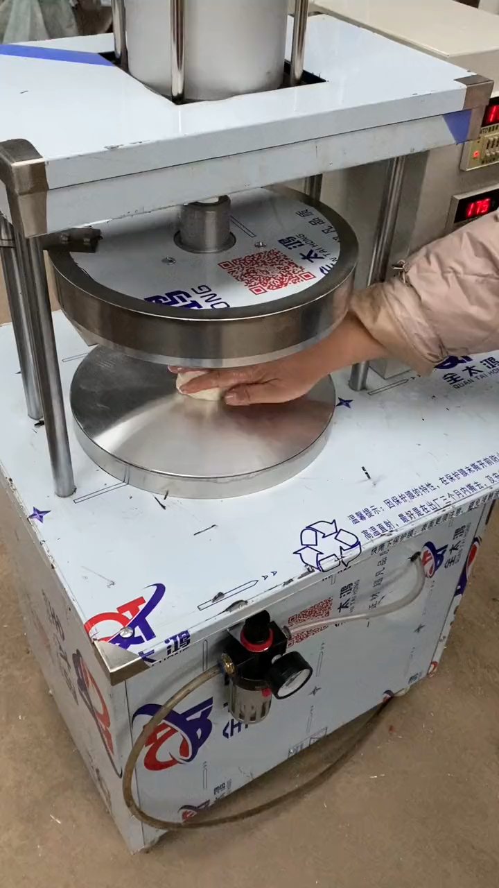 乐世博压饼机  鸭饼机