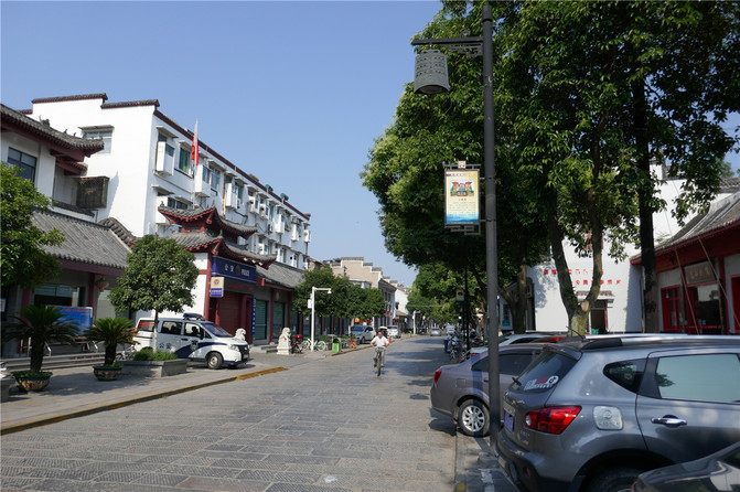 英国博主拍摄中国荆州,印度度网:荆州城市能排进印度城市前十名