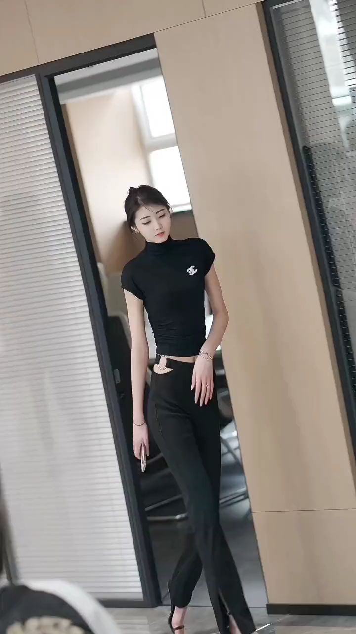 听说腰长的女人旺夫是这样吗