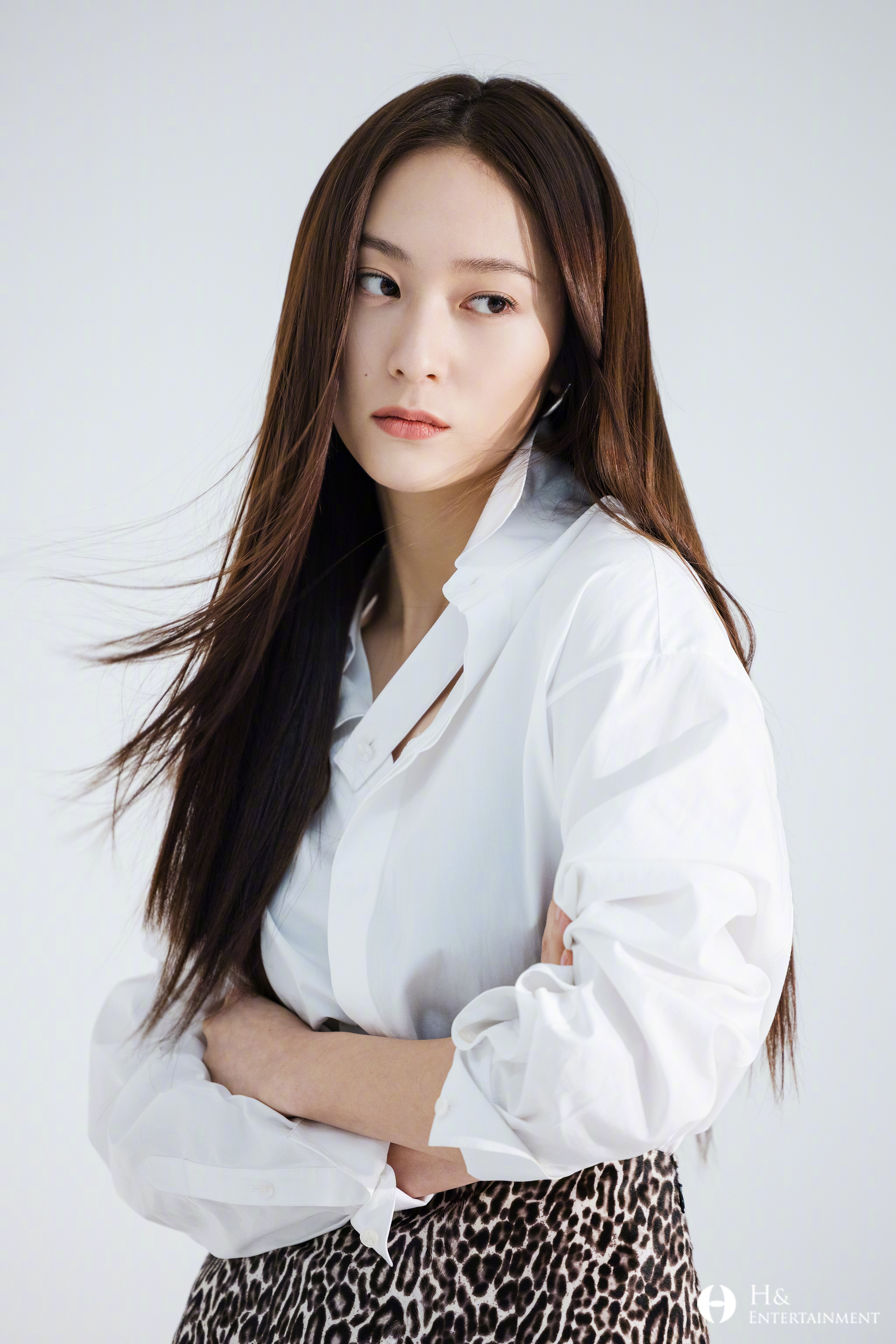 韩国著名演员,歌手郑秀晶