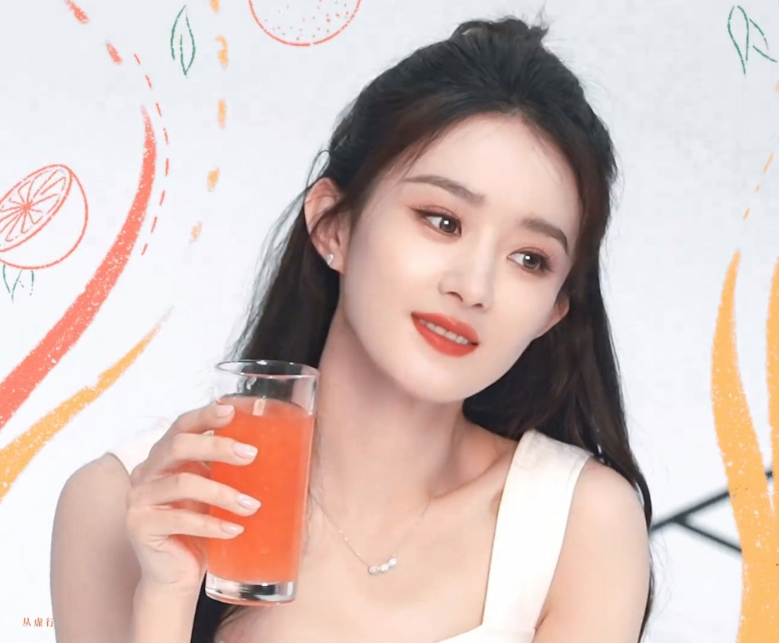 赵丽颖工作室发的八月行程图,状态好好 所以与凤行什么时候抬上来呀