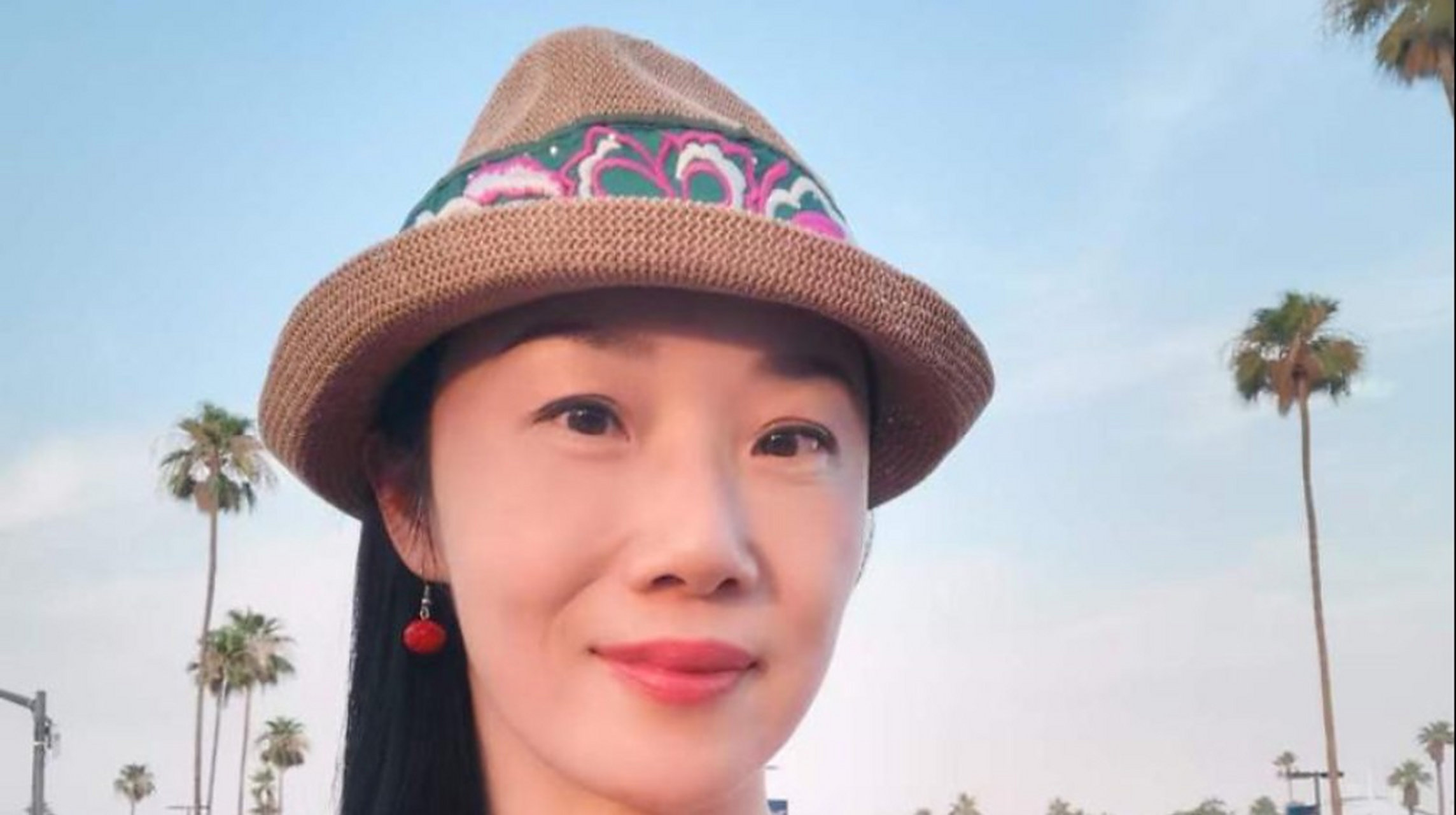 47岁中国女子赴美见男网友失踪,半年前,中国女子金芳(fang jin)在网上