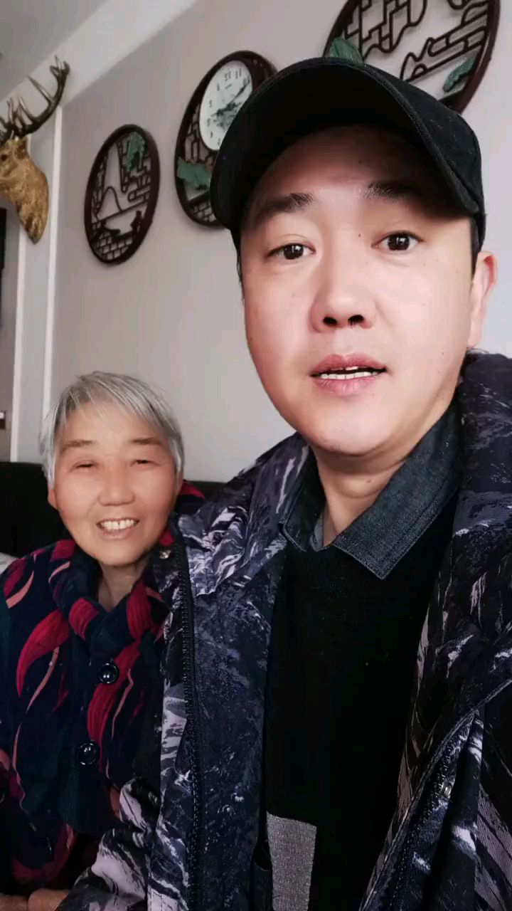 阿龙给大家说几句农村的顺口溜 大实话 !