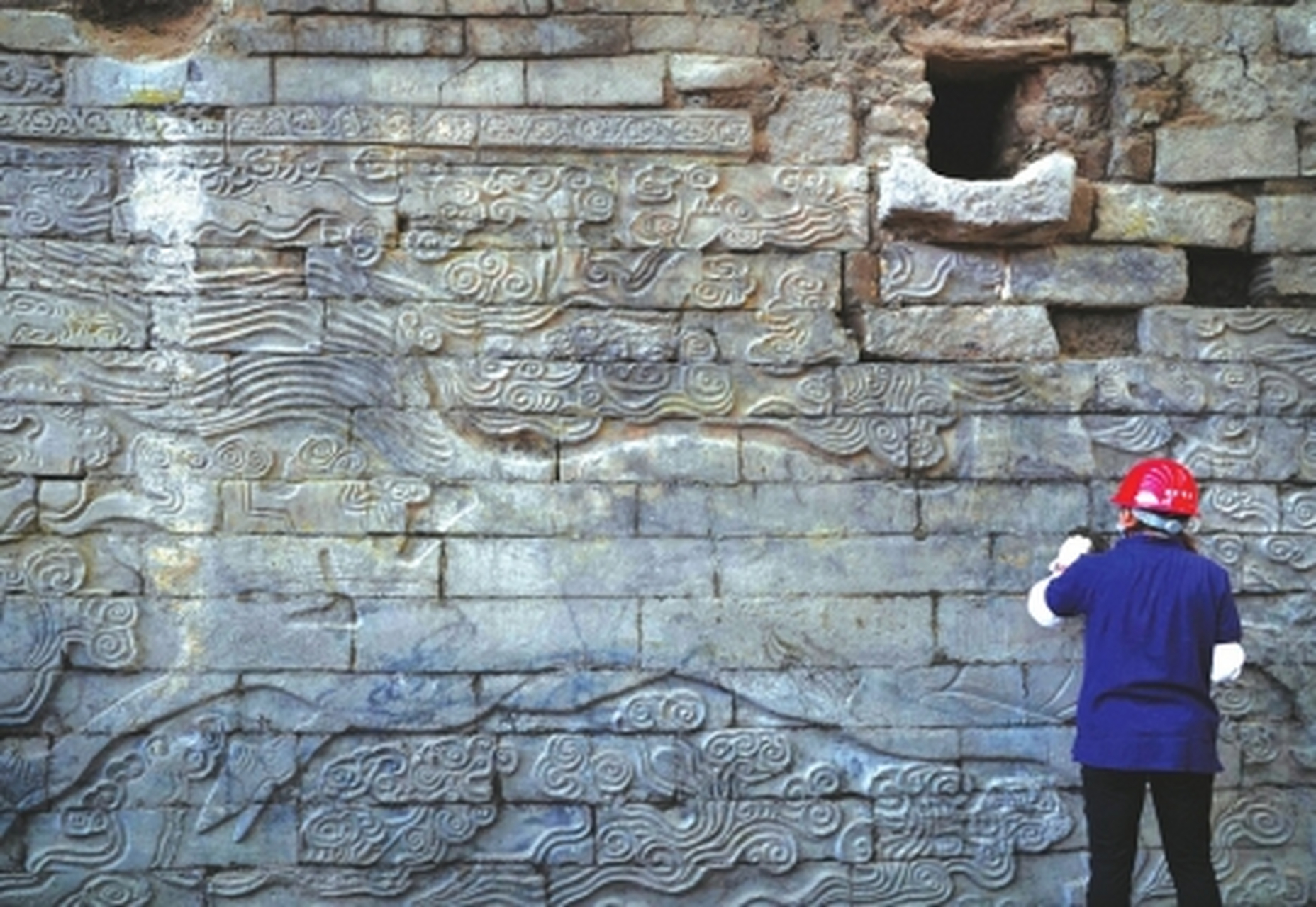 河南开封州桥及附近汴河遗址:    《东京梦华录》描述的壁画找到了