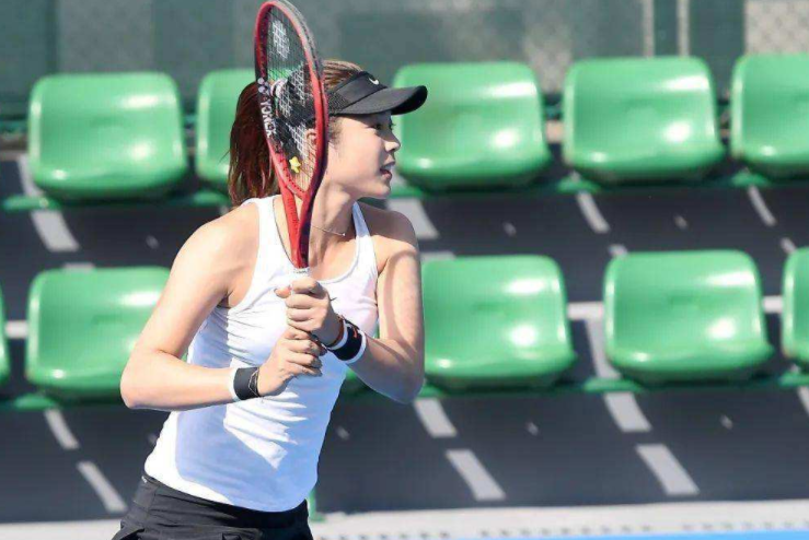 朱皑雯网球特长