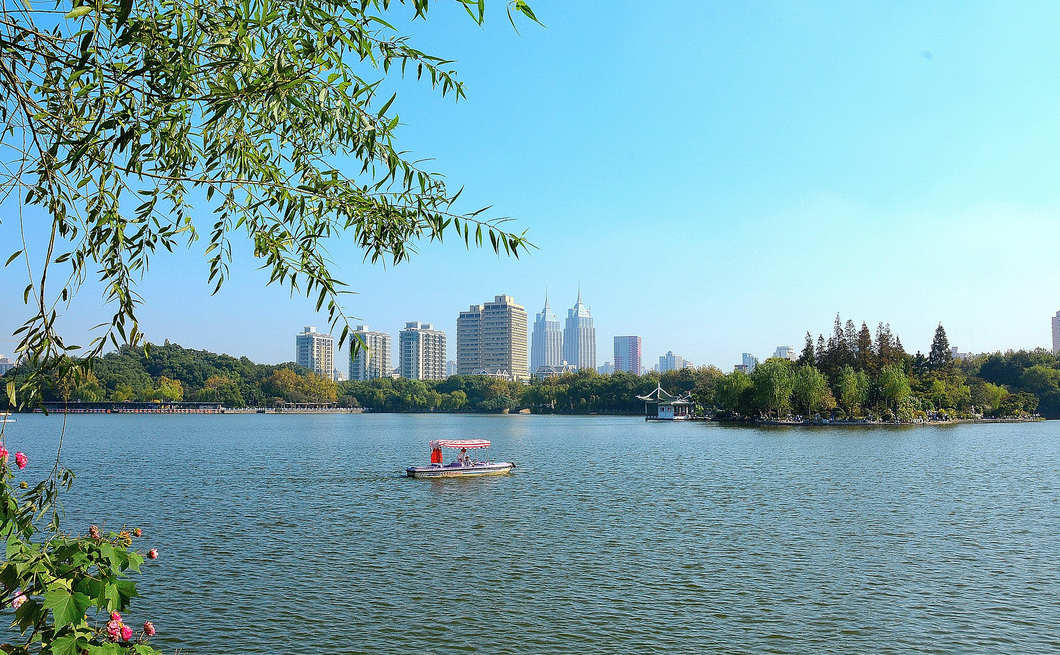 穷游上海免费旅游景点