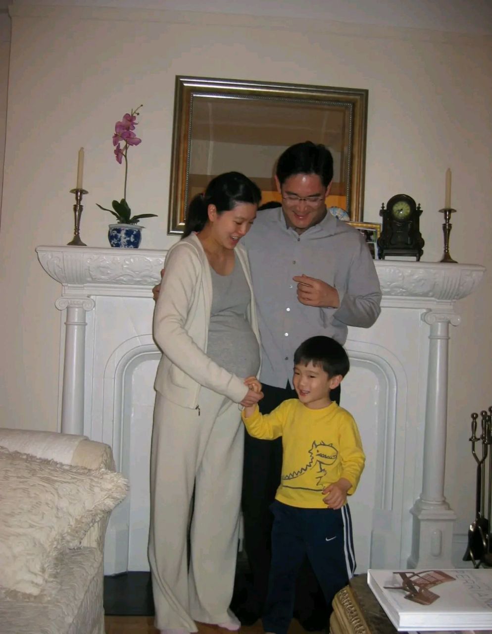 年幼时的三星小公主李元珠和哥哥李智昊  李在镕年轻时是温润如玉的