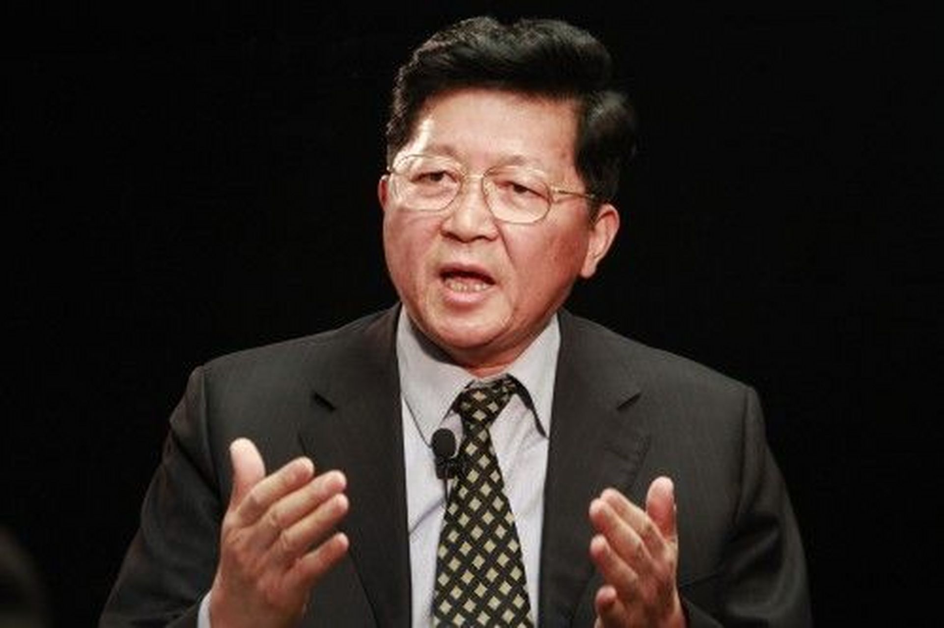 孟晓苏首次发声讨论"存量房贷利率该下调吗?