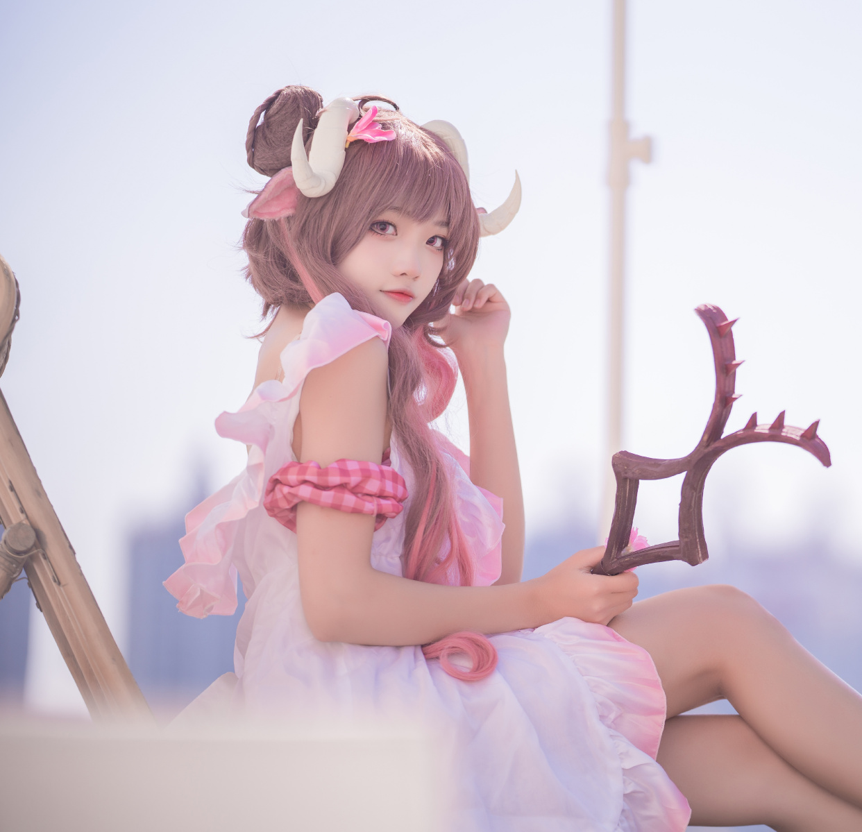 泳装艾雅法拉cos,要用一个词来形容,那就是可爱