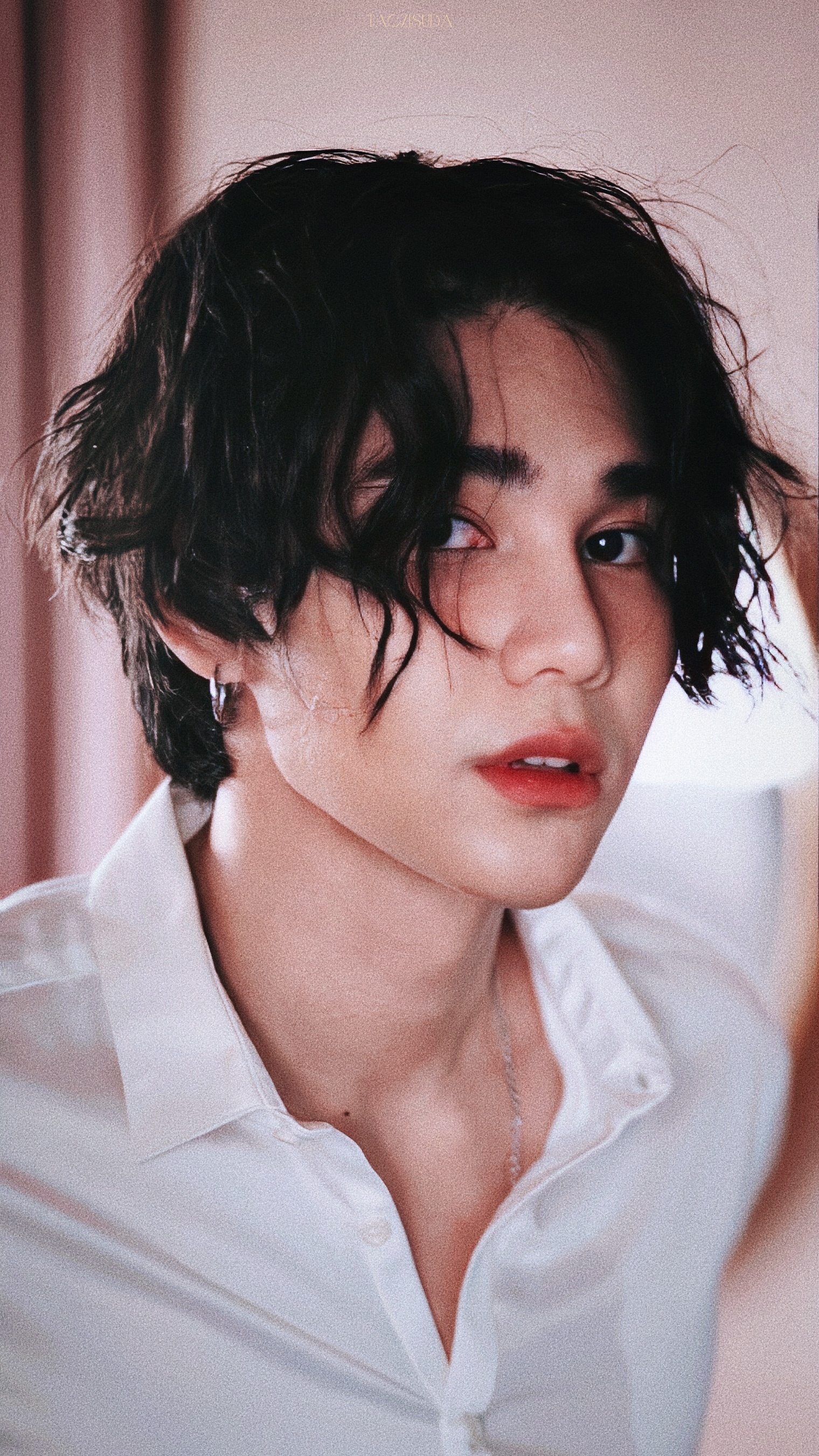 泰国明星:罗杰夫