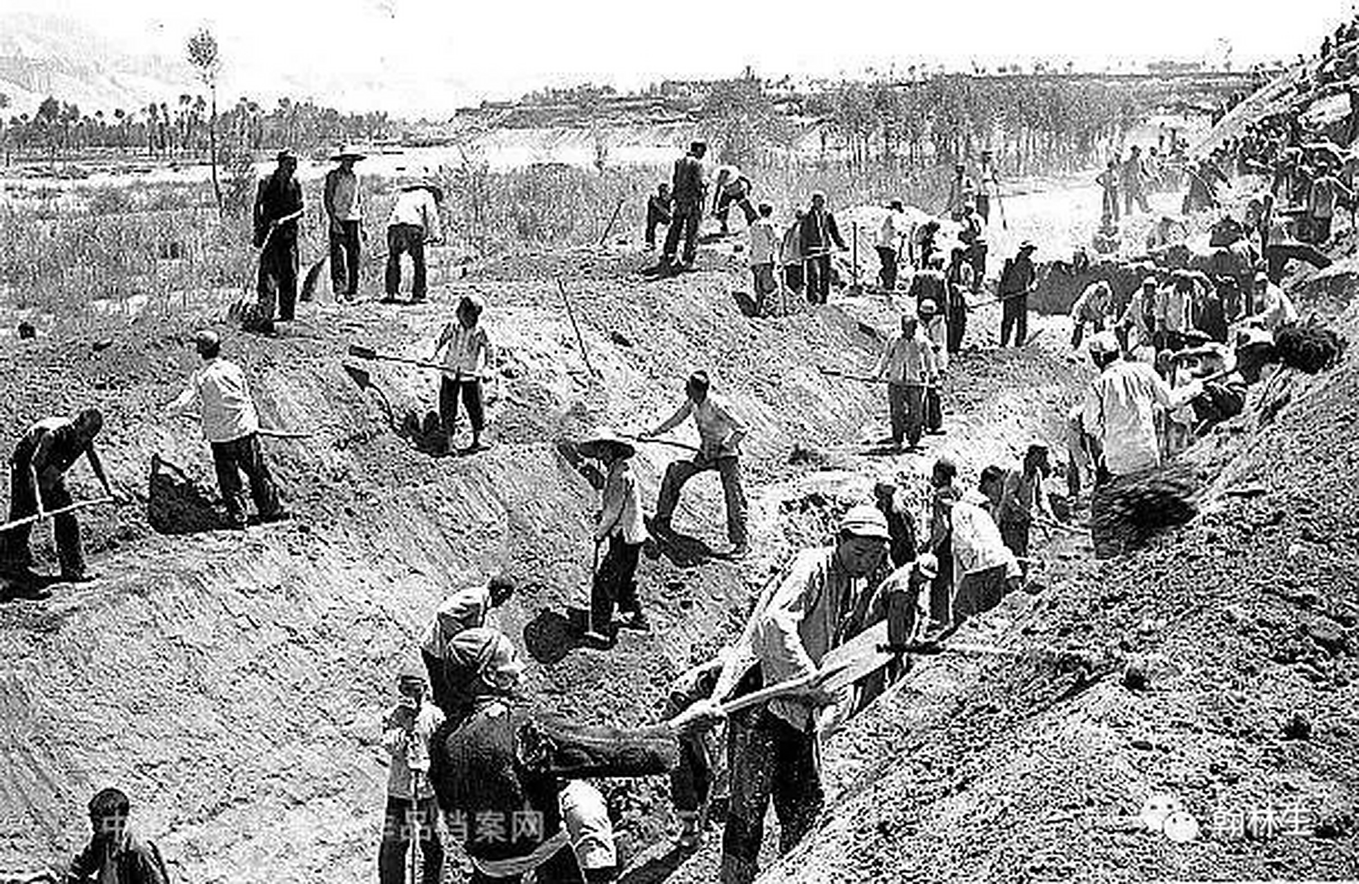 建国初期的三大运动,捍卫了新中国的主权,推动国家的进一步建设  新