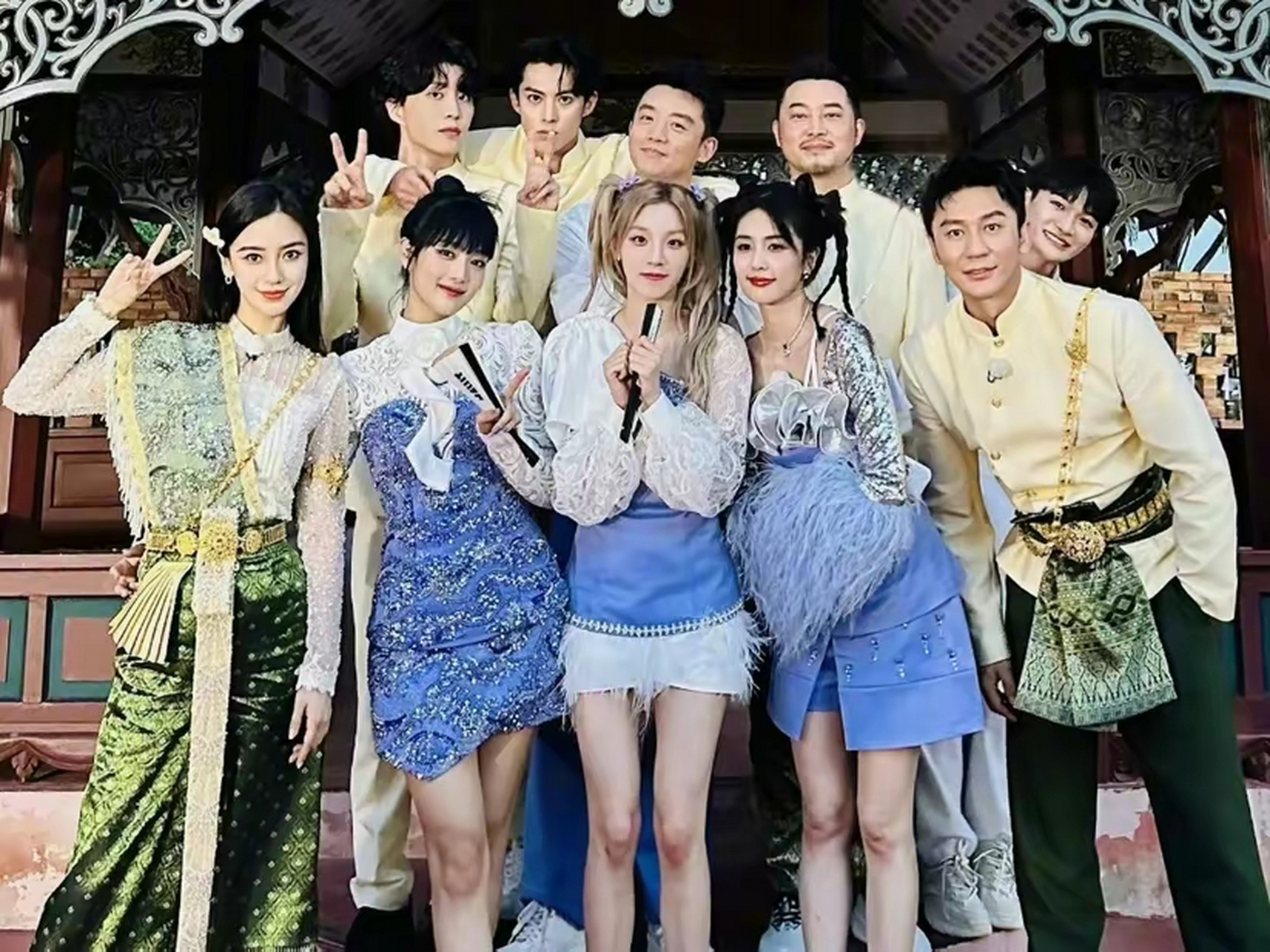 这期节目有王鹤棣,范丞丞,宋雨琦等豪华阵容加盟,并特别前往海外拍摄.