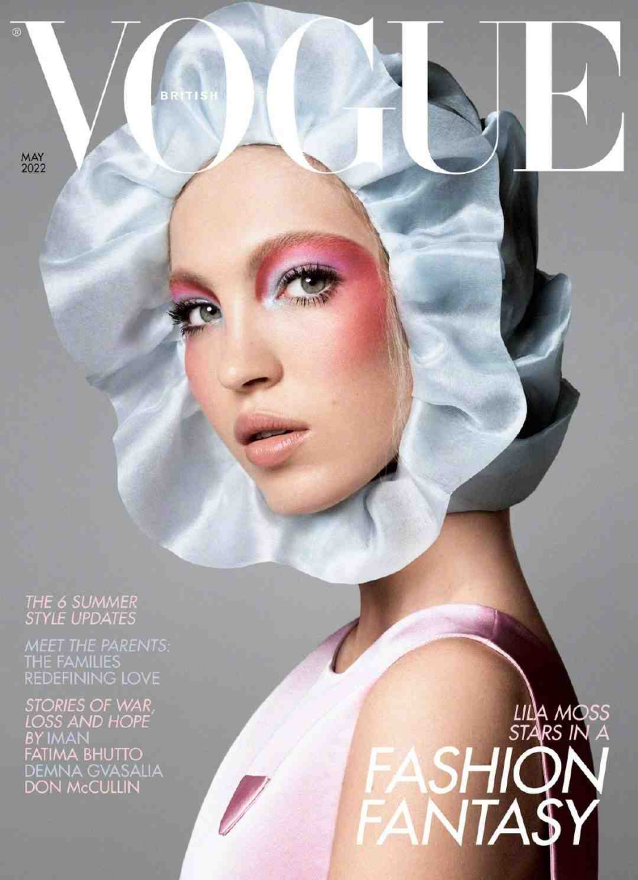 vogue uk may 2022 英国版五月刊封面,"模二代"lila moss登封,有老妈
