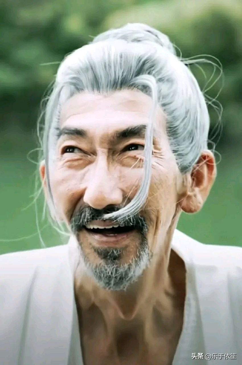 这是对车保罗李白的高度认可啊!就像从典籍里走出来的李白!