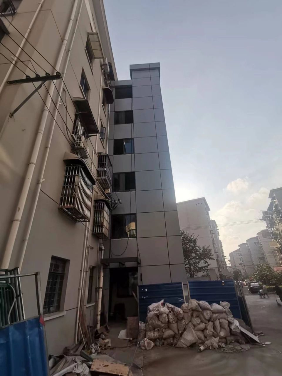 上海加装电梯是什么品牌（上海加装电梯公司排名）