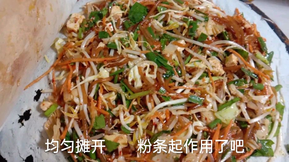 枣庄特色菜煎饼老少皆宜,原来这么简单