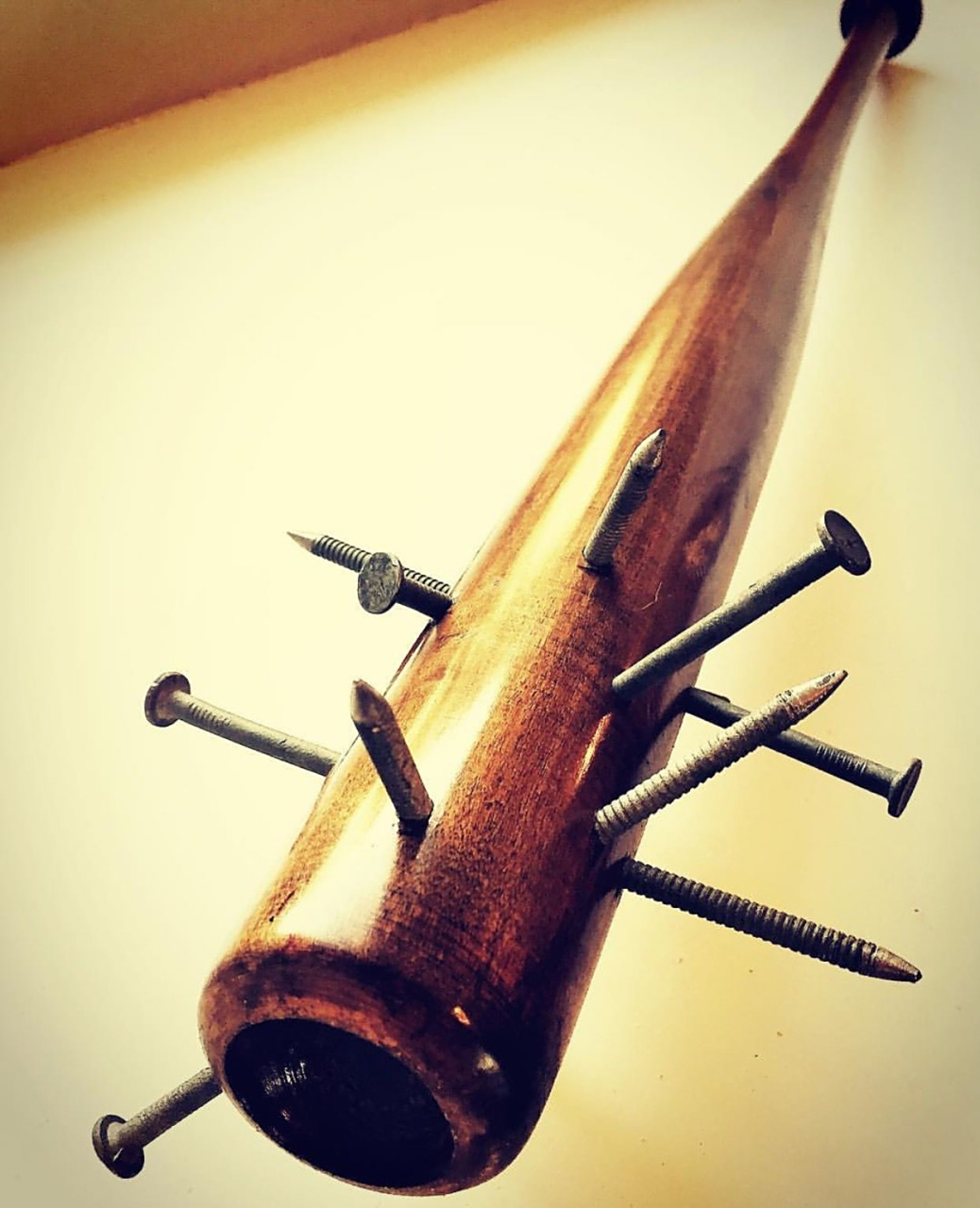 最简单,直接,粗暴的狼牙棒,可以说是民间武器的灵魂开发版!