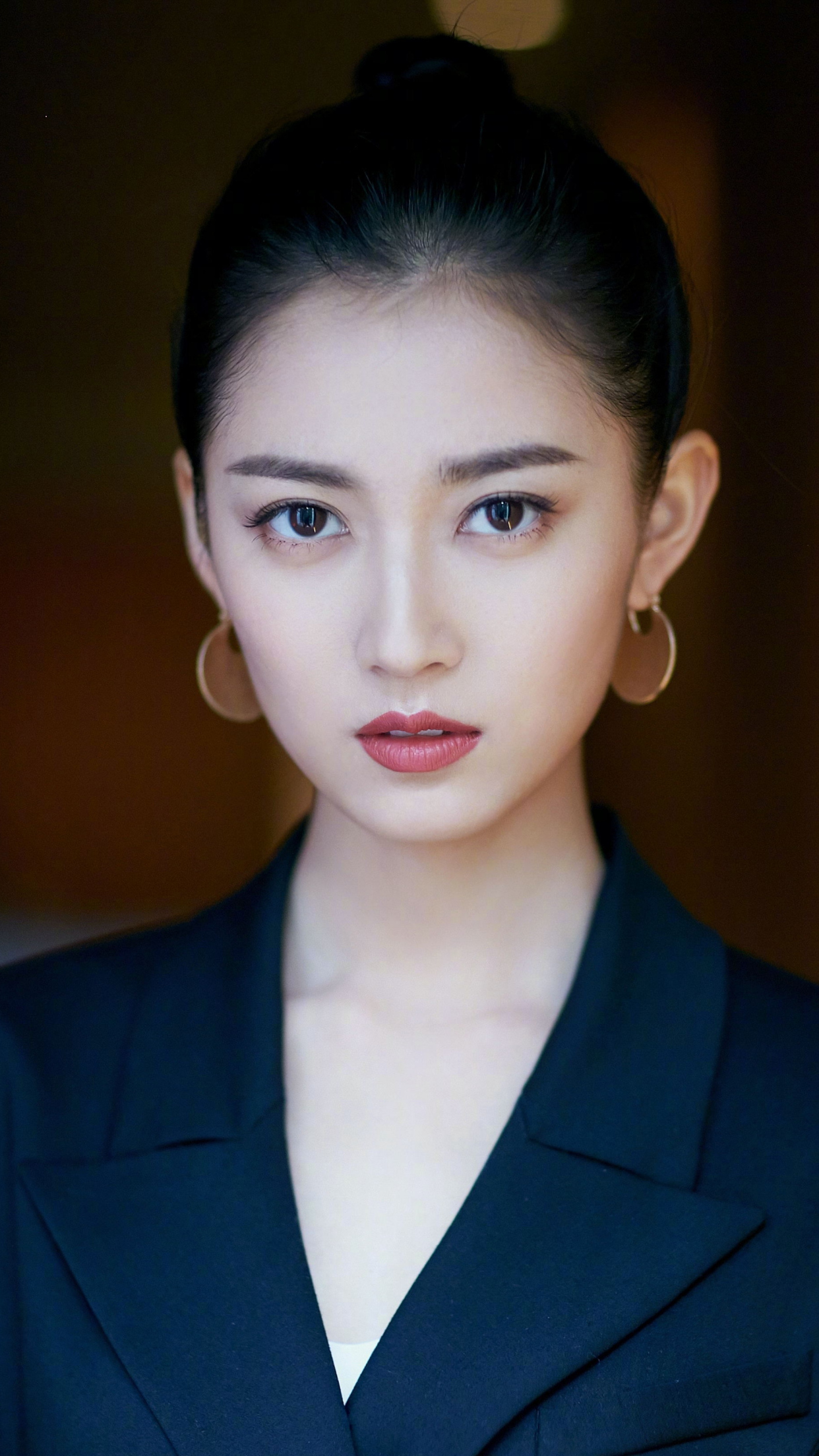 纯氧美女陈钰琪高清写真,清水出芙蓉,自顾自美丽