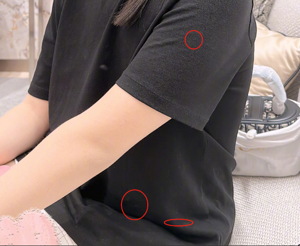 网友:太壕气了!王诗龄回家过六一,房间鎏金如衣展厅