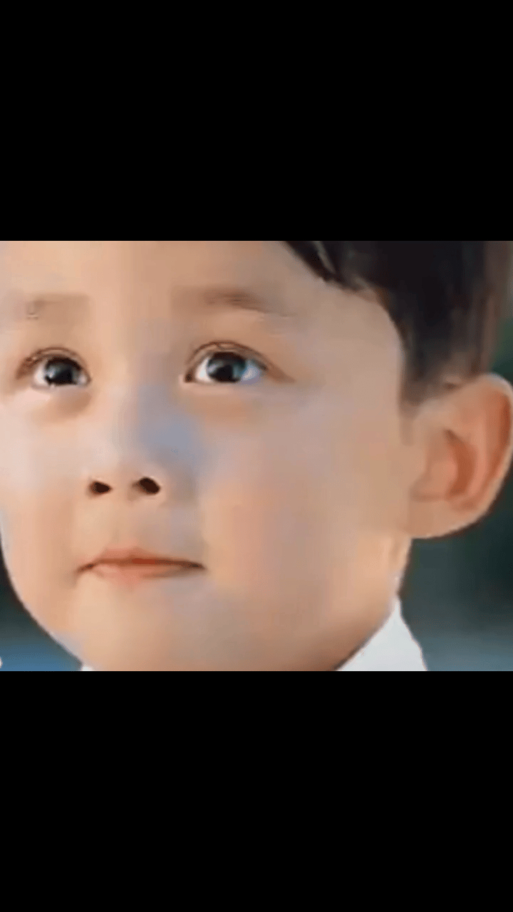 三石弟弟#吴磊# 小时候每个表情都能萌化我的心,太可爱了#明星故事