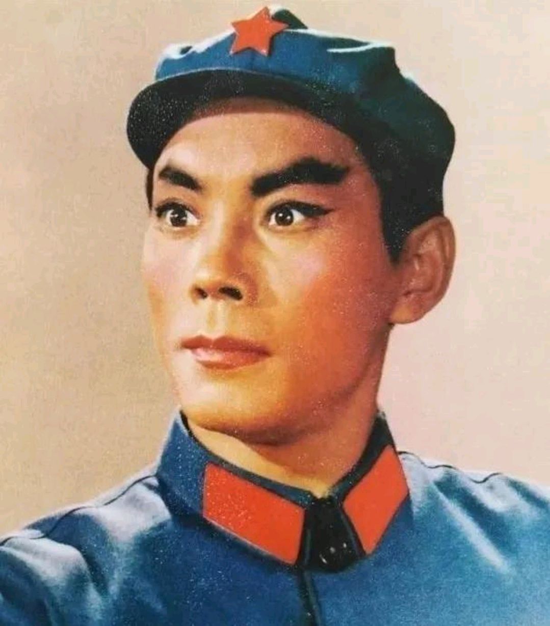 洪常青最经典扮演者刘庆棠文革后入狱十多年,有人说他文革中膨胀