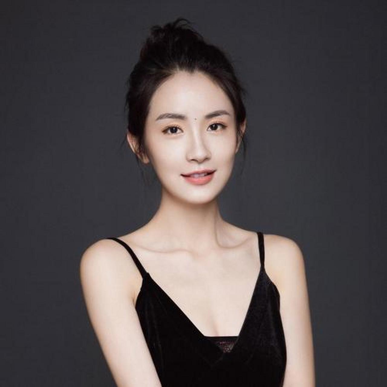 演员舒杨可能对于很多人来说这个人有些陌生,不过也不奇怪毕竟她本身