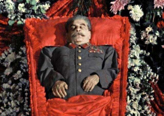 背后疑点重重,斯大林死亡之谜到底是什么?