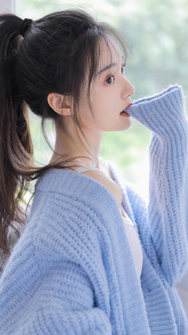 明艳端庄,冰清玉洁!#气质# #美少女