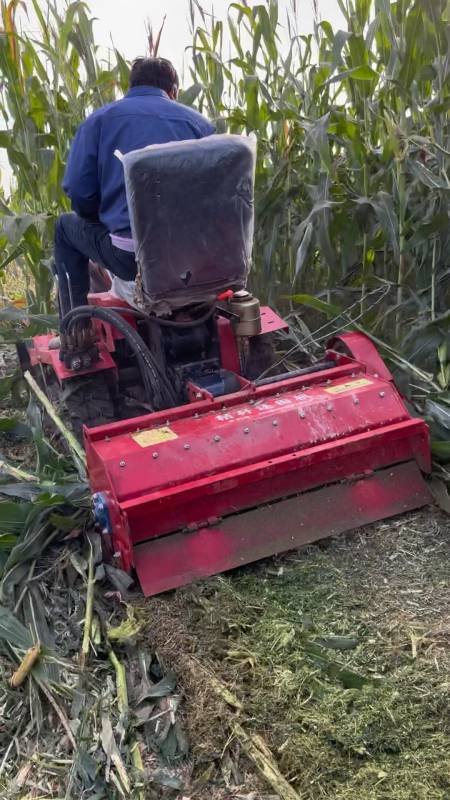 履带拖拉机小型旋耕机拖拉机秸秆还田碎草机-度小视