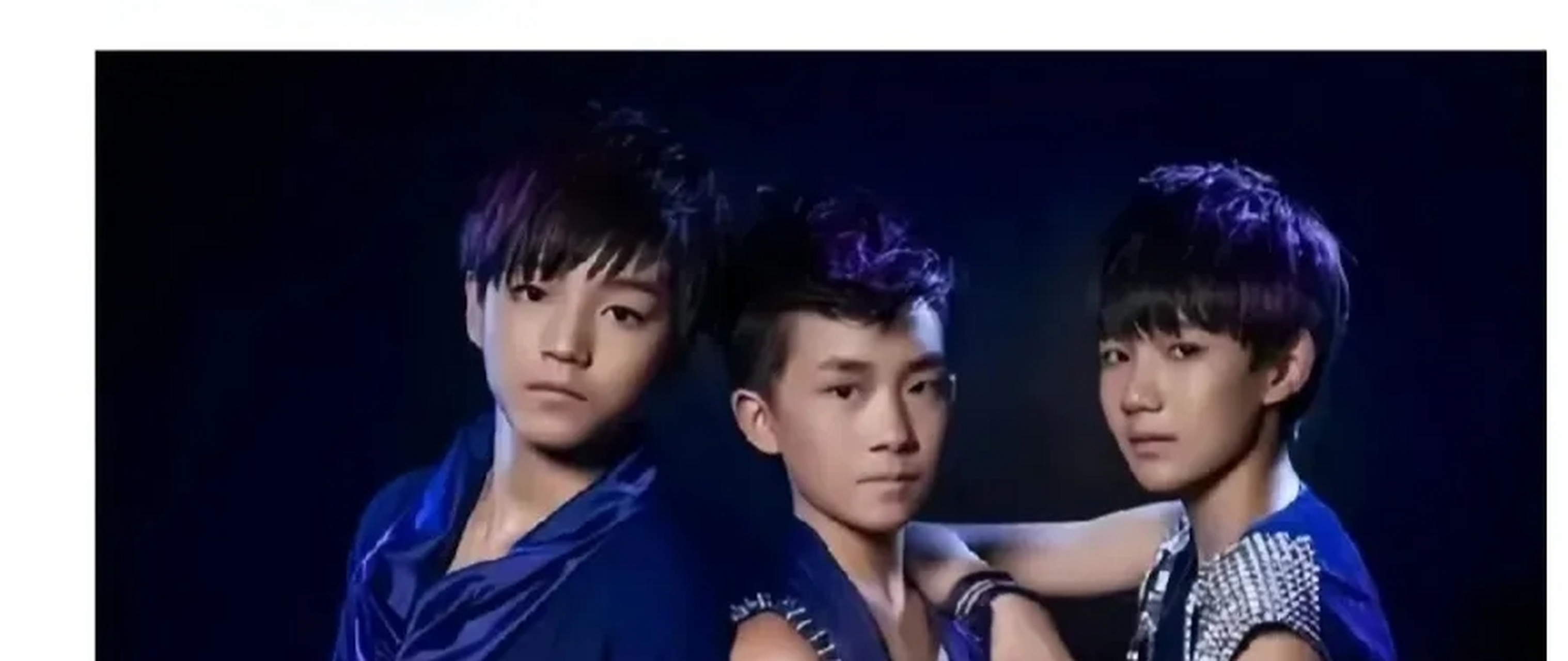 昨天看到西安奥体中心热闹的很.我就问儿子,tfb0丫s是个啥东东?