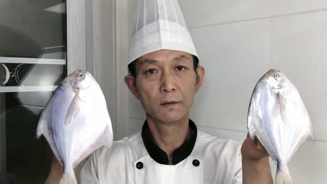 胶东大厨分享“清蒸鲳鱼”的做法,详细易学美味,果断收藏了