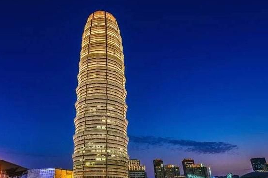 郑州一地标走红,投资22亿元,被称为"大玉米"