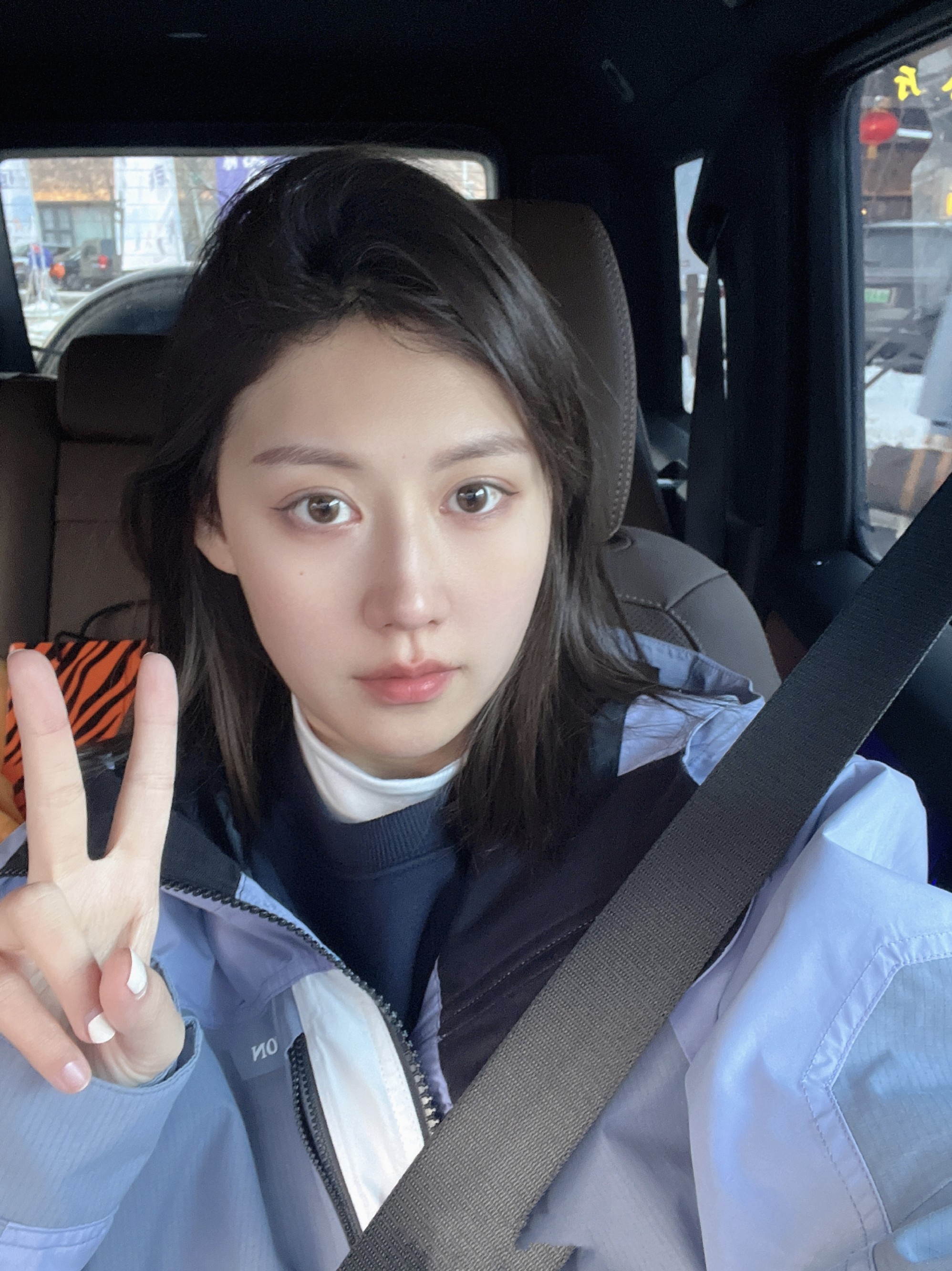 气质小美女尹建国,不输一线明星的颜值