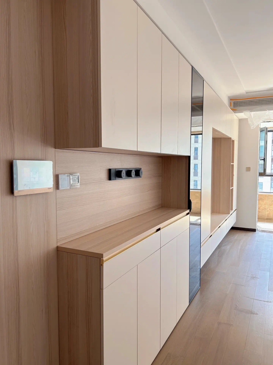 全屋定制安装落地,果吉粉 北美橡木,这配色爱了.#我在百度学装修