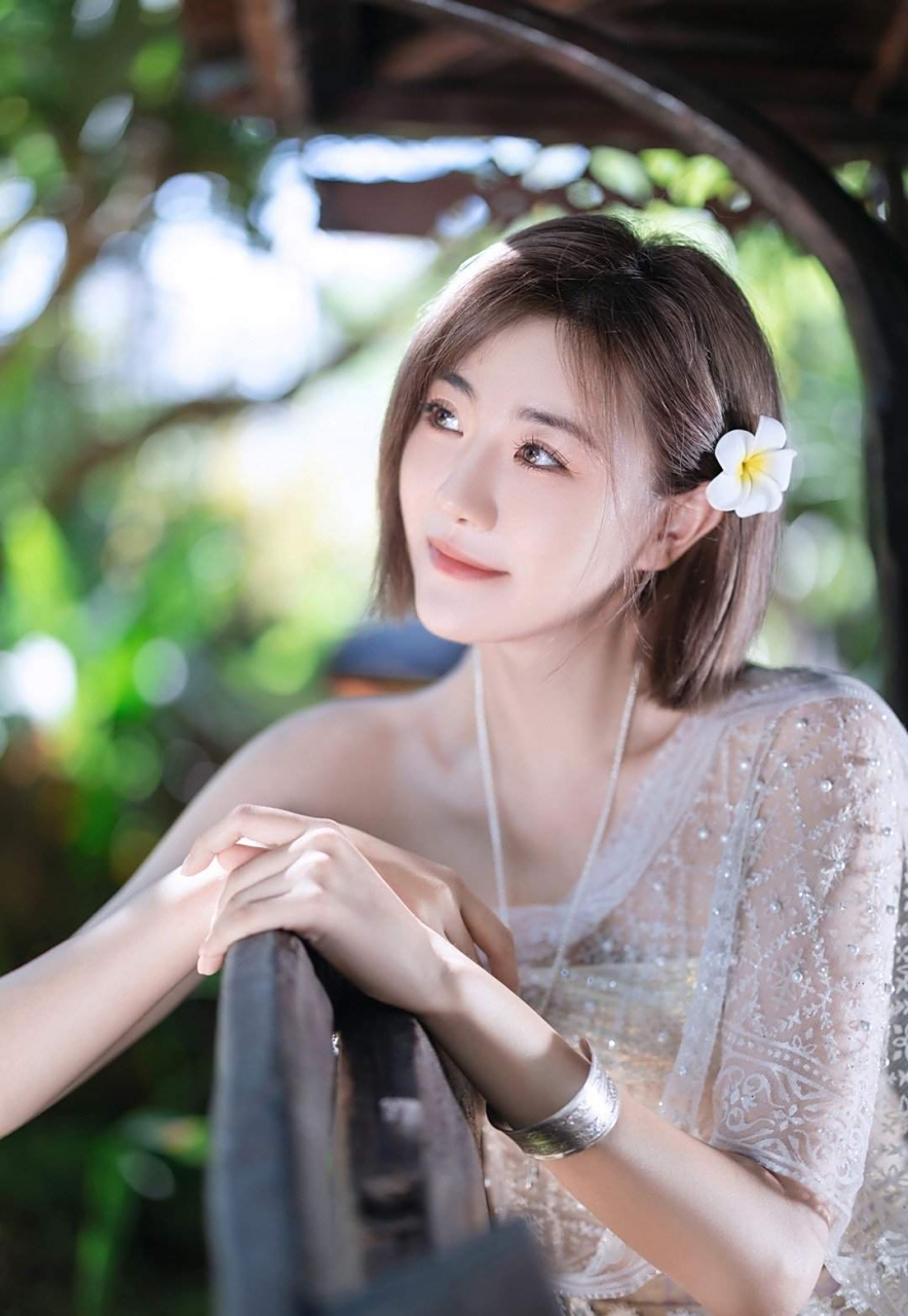 上海师范大学美女演员牟星迷人美照欣赏,真好看!