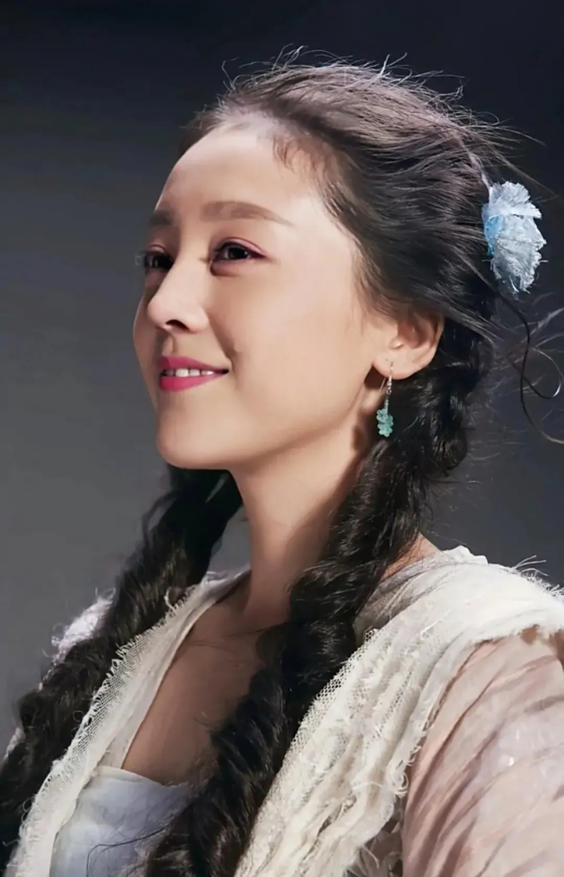 灵魂摆渡之黄泉# #孟婆# 黄泉之主孟婆不是那个传说中白发苍苍的老