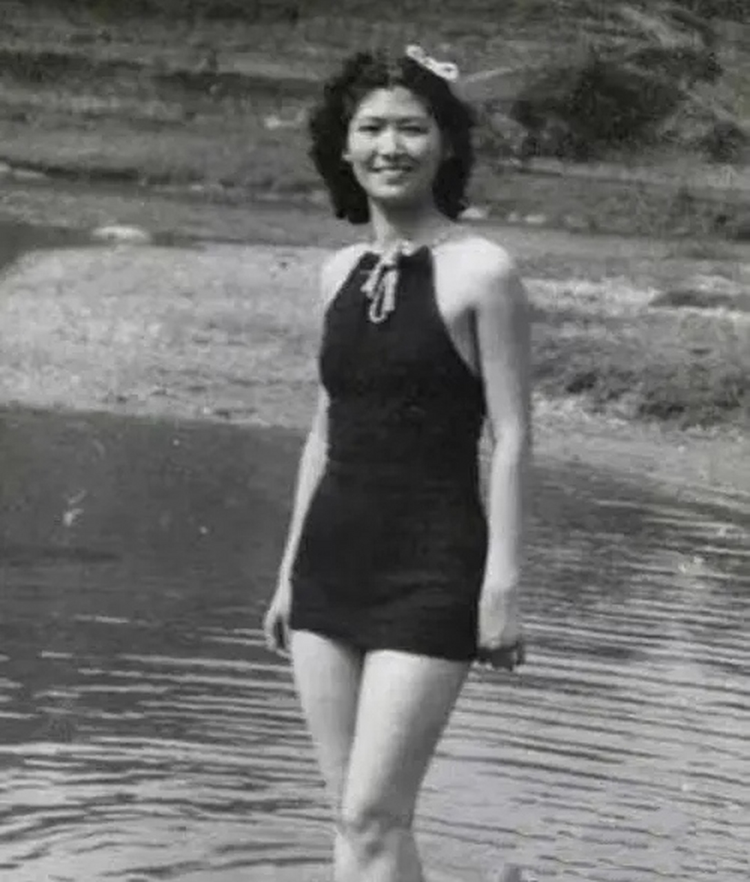 1914年,30岁的阎锡山迎娶14岁小妾徐兰森,洞房花烛夜,阎锡山对徐兰森