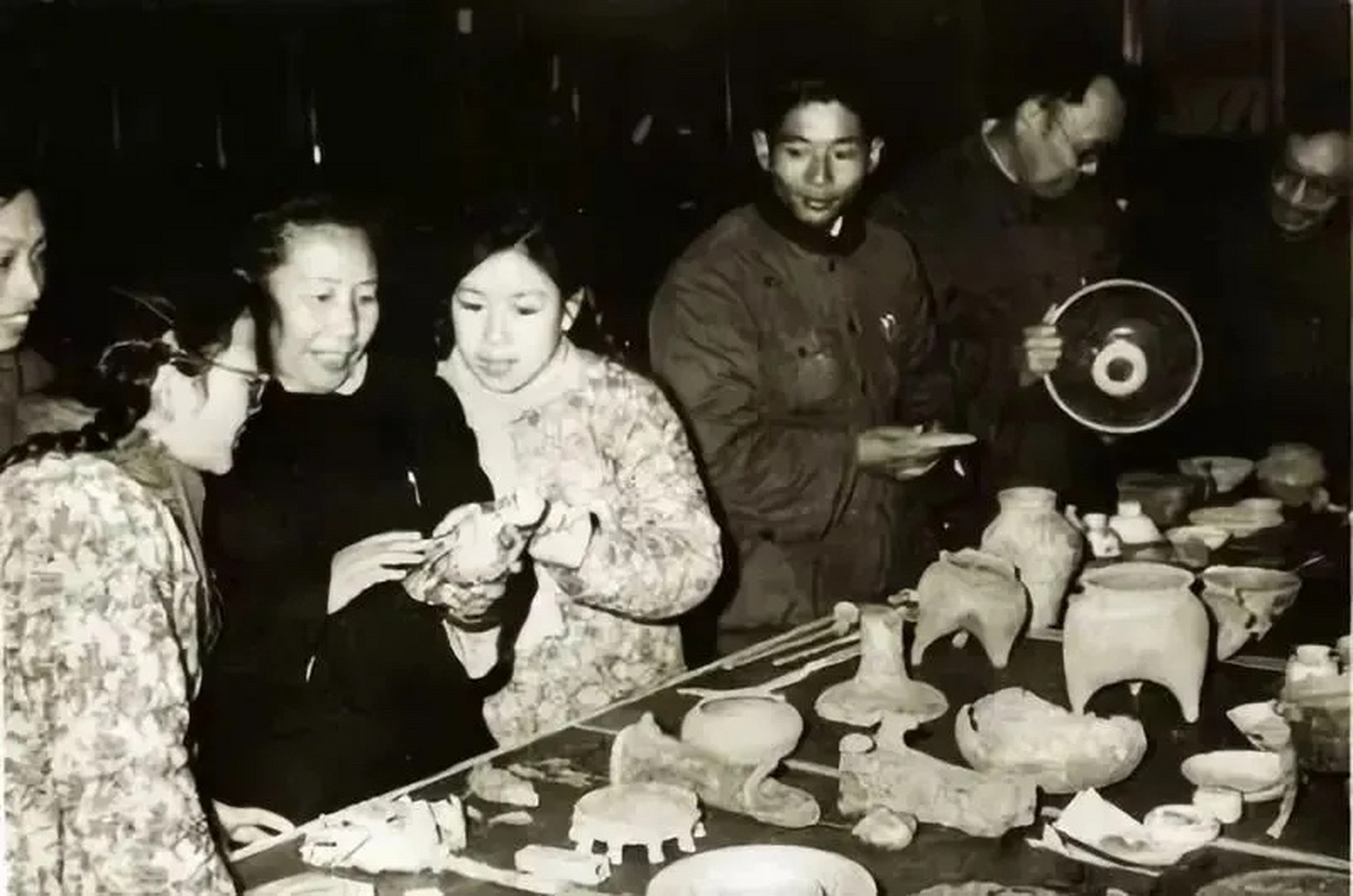 1964年,曾国藩胞弟的曾孙女曾昭燏,登上了南京灵谷寺,随即纵身跃下.