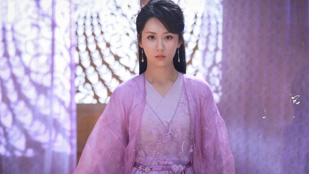 杨紫古装武侠古风写真剧照,她的美让人一眼万年难以忘怀
