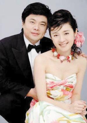 丁健为和妻子肖烨离婚,给了一个亿分手费,只因他爱上了许戈辉!
