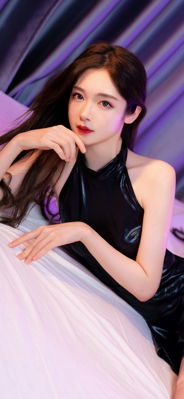 黑色皮裙气质女王～桐桐