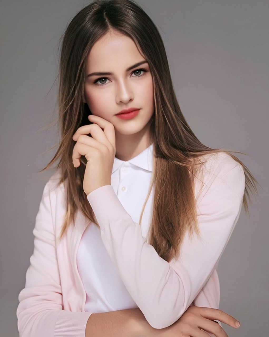 娱乐最前沿# #百家号星火计划#俄罗斯超模——  克里斯廷娜·碧曼