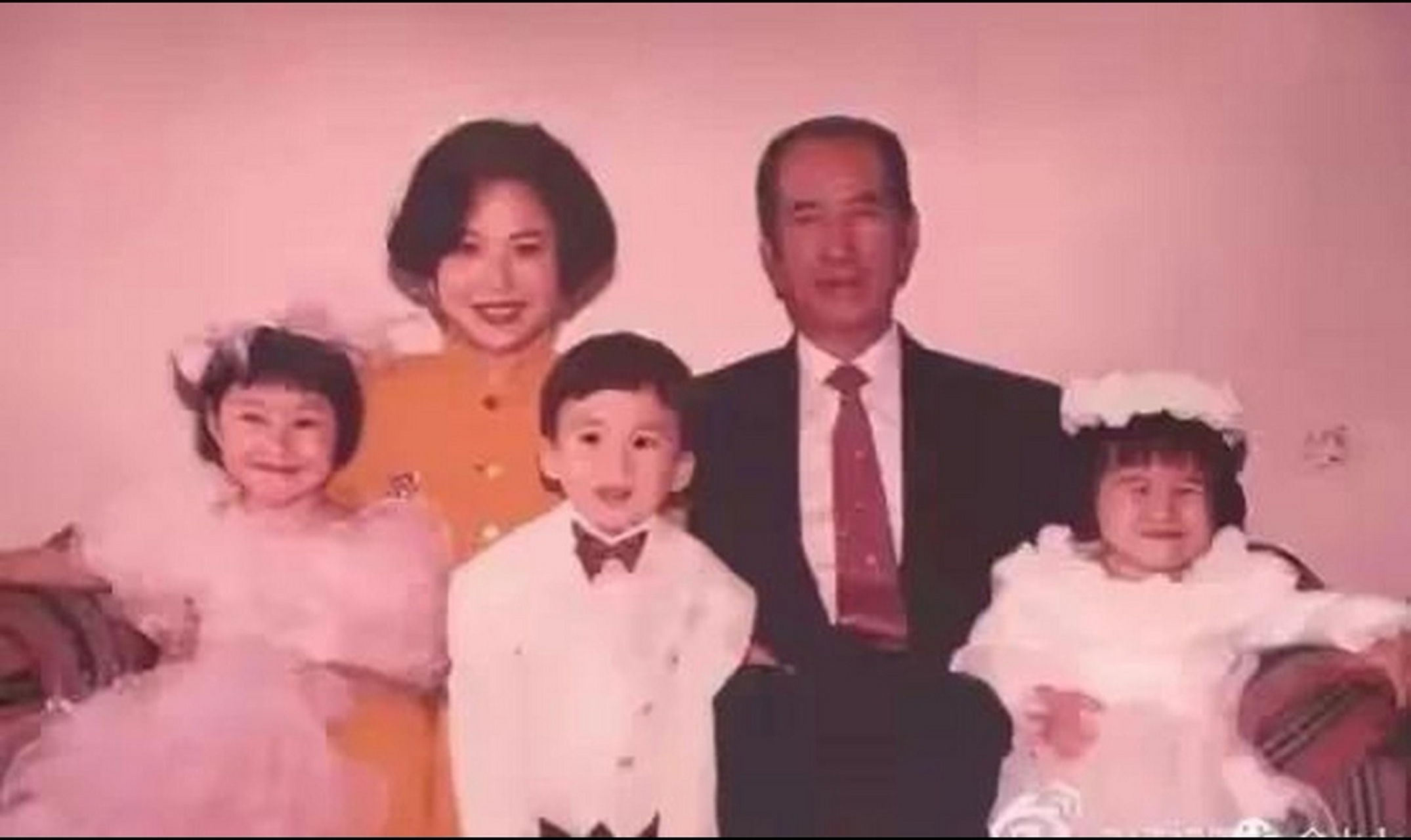 陈婉珍年轻时照片,那时的她还挺美